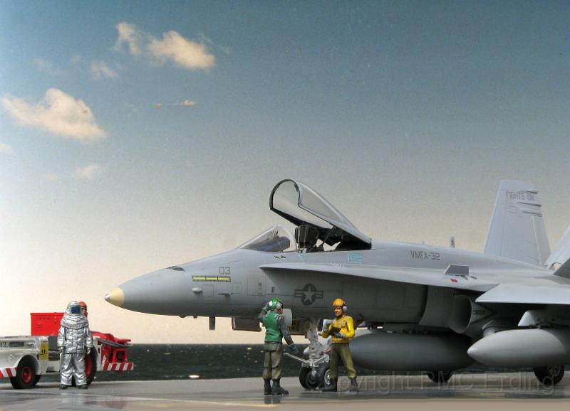 FA -18 Hornet Hasegawa 1-48.JPG